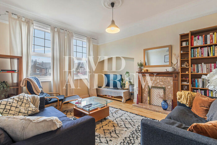 3 Bedroom Flat To Rent In Woodlands Park Road, N15