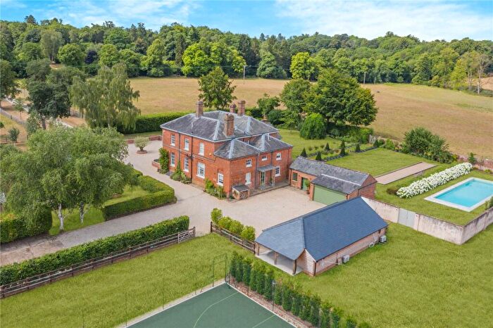 5 Bedroom Detached House For Sale In Hungerford Park, Hungerford, RG17