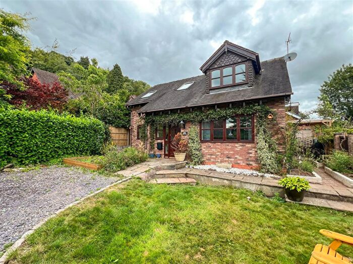 3 Bedroom Property For Sale In Lake Road, Rudyard, Leek, ST13