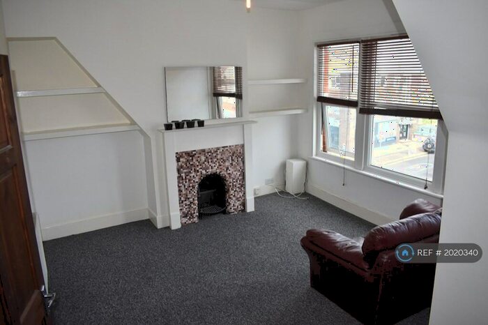 1 Bedroom Flat To Rent In London Road, Westcliff-On-Sea, SS0