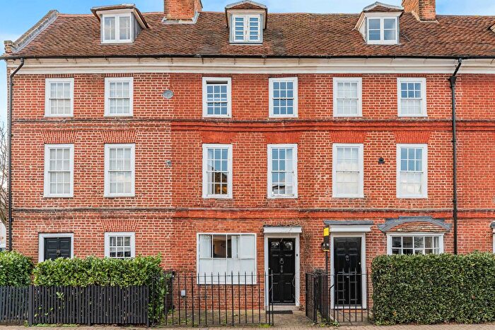 4 Bedroom Terraced House For Sale In Rectory Lane, Sidcup, DA14