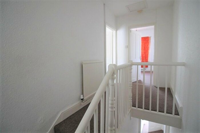 2 Bedroom Apartment To Rent In Homefield Road, EX1