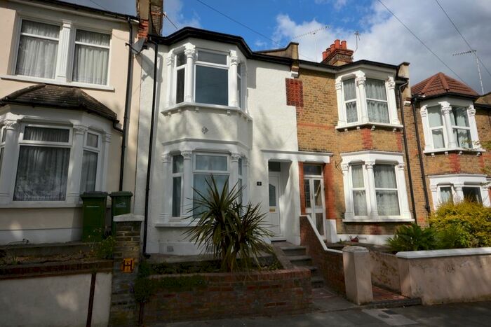 3 Bedroom Terraced House To Rent In Shieldhall Street, London, SE2