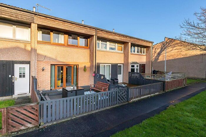 3 Bedroom Terraced House For Sale In Thirlestone Place, Bo'ness, EH51