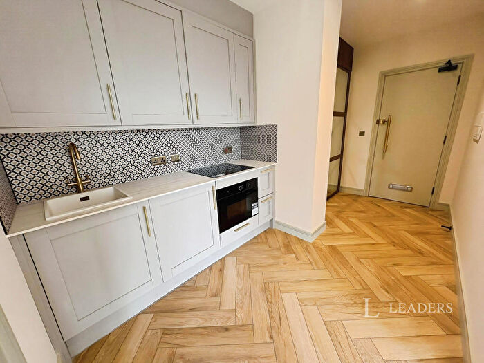 1 Bedroom Apartment To Rent In Davigdor Road, BN3