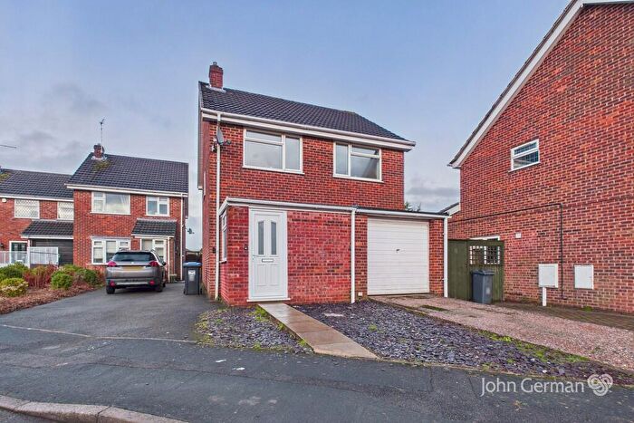 4 Bedroom Detached House For Sale In Oak Crescent, Ashbourne, DE6