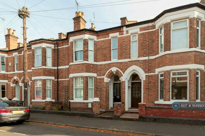 4 Bedroom Terraced House To Rent In Camberwell Terrace, Leamington Spa, CV31