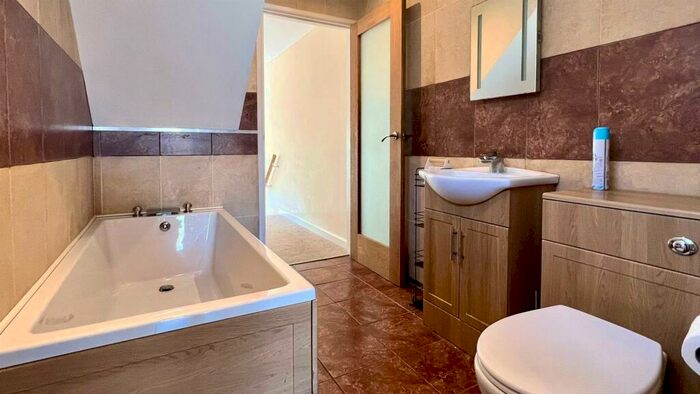 2 Bedroom End Of Terrace House To Rent In Burvill Street, Lynton, EX35