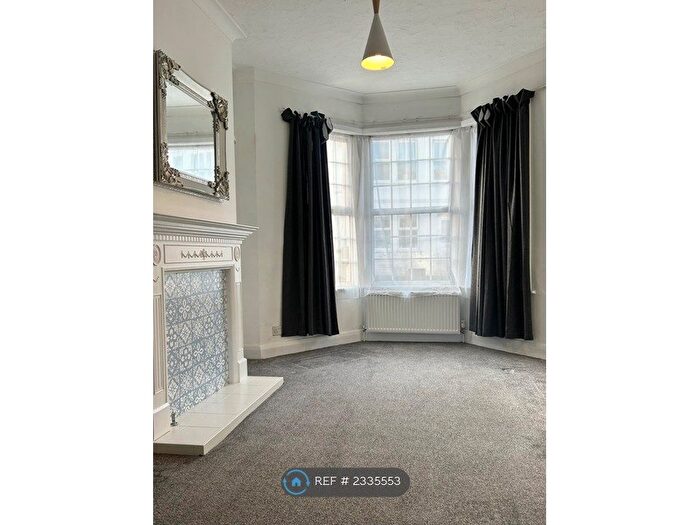 3 Bedroom Terraced House To Rent In Fairfax Drive, Westcliff-On-Sea, SS0