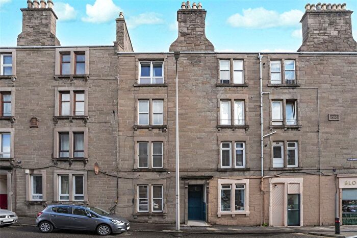 2 Bedroom Flat For Sale In Strathmartine Road, Dundee, Angus, DD3
