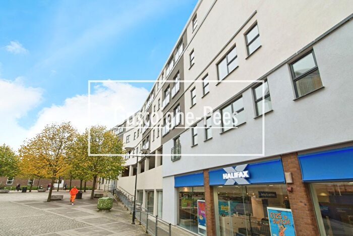 2 Bedroom Property To Rent In Festival Apartments, Basingstoke, RG21