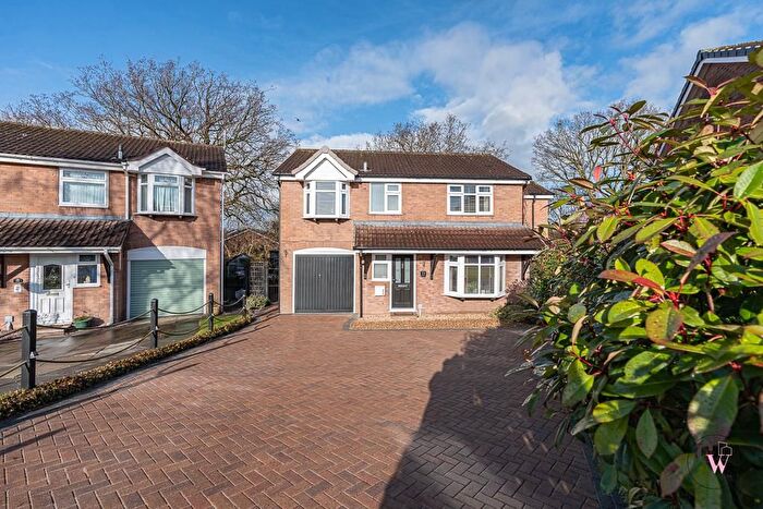 5 Bedroom Detached House For Sale In Knights Meadow, Winsford, CW7