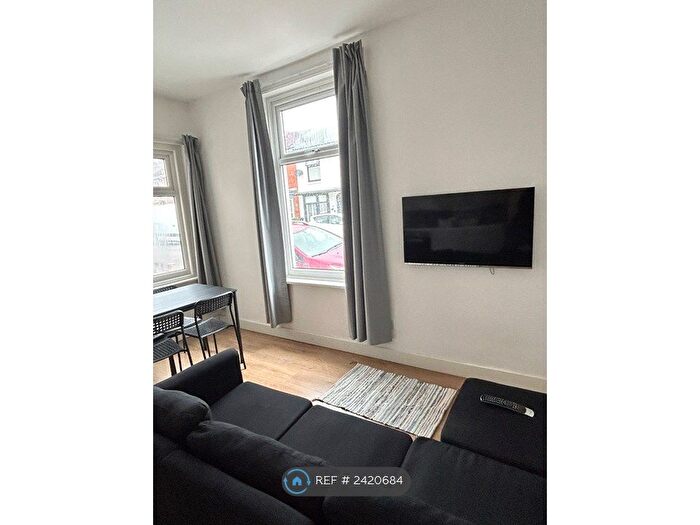3 Bedroom Flat To Rent In Drayton Road, Portsmouth, PO2