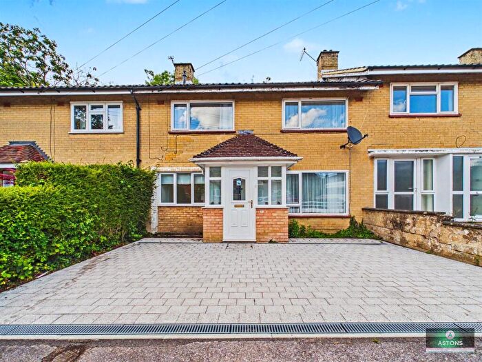 3 Bedroom Terraced House For Sale In Broomdashers Road, Three Bridges, RH10