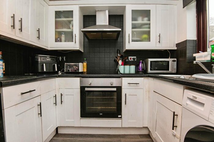2 Bedroom Terraced House For Sale In Rushforth Place, Exeter, Devon, EX4