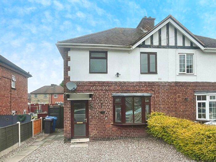 3 Bedroom Semi-Detached House To Rent In Halford Street, Tamworth, Staffordshire, B79