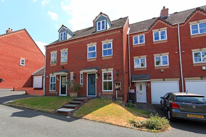 3 Bedroom Terraced House For Sale In Hengrave Meadow, Telford, TF3