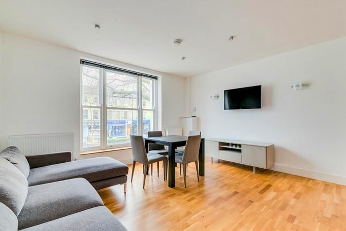 2 Bedroom Flat To Rent In Chiswick High Road, Chiswick, London, W4