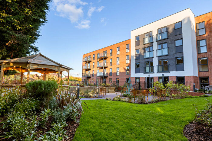 1 Bedroom Retirement Property To Rent In Alcester Road, Stratford-upon-Avon, Warwickshire, CV37