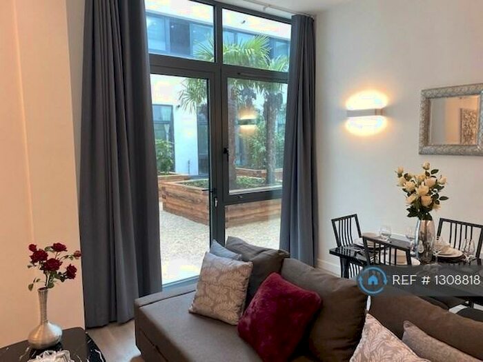 1 Bedroom Flat To Rent In Capital Drive, Milton Keynes, MK14