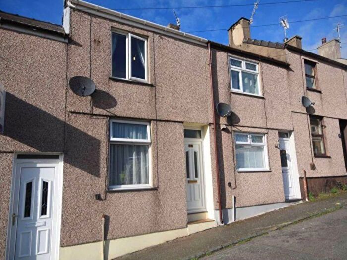 2 Bedroom Terraced House For Sale In St. Helens Street, Caernarfon, LL55