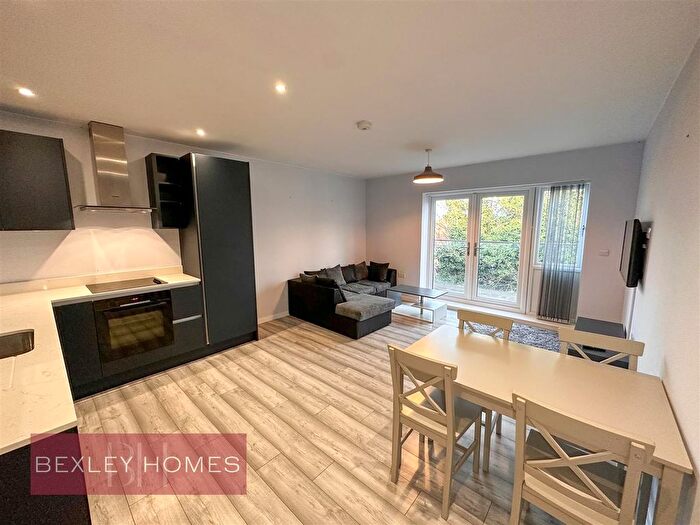 2 Bedroom Flat To Rent In Welling High Street, Welling, DA16