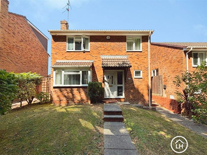 4 Bedroom Detached House For Sale In Cragie Walk, Gillingham, ME8