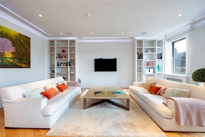 3 Bedroom Flat To Rent In Chester Square, London, SW1W