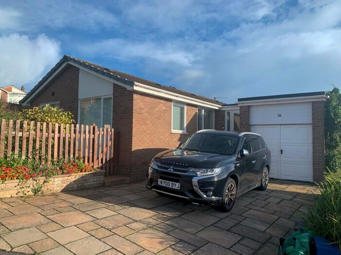 3 Bedroom Bungalow To Rent In Partridge Road, Exmouth, EX8