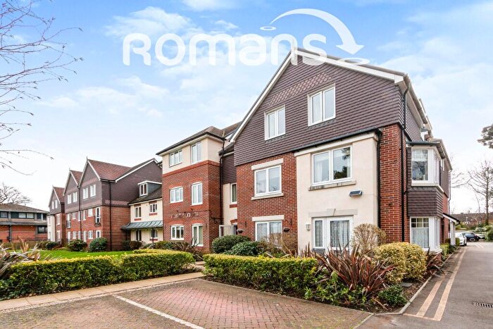 1 Bedroom Apartment To Rent In Russell Lodge Fleet, GU51