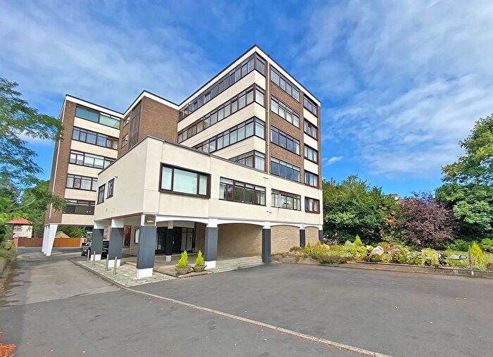 2 Bedroom Flat To Rent In Grayson House, Beech Grove, Harrogate, HG2