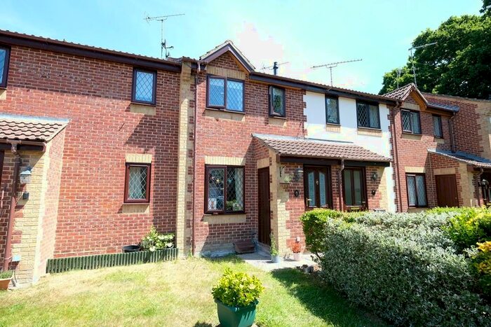 2 Bedroom Terraced House To Rent In Larkspur Drive, SO40