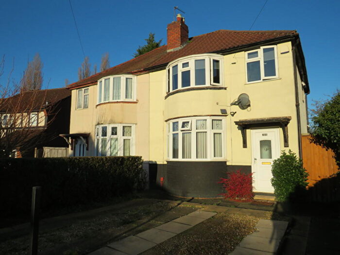 3 Bedroom Semi Detached House To Rent In Pool Lane, Oldbury, B69