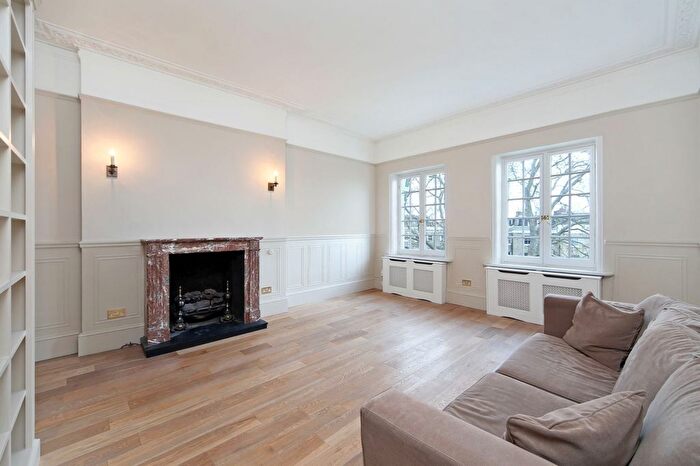 2 Bedroom Flat To Rent In Ladbroke Gardens, London, W11