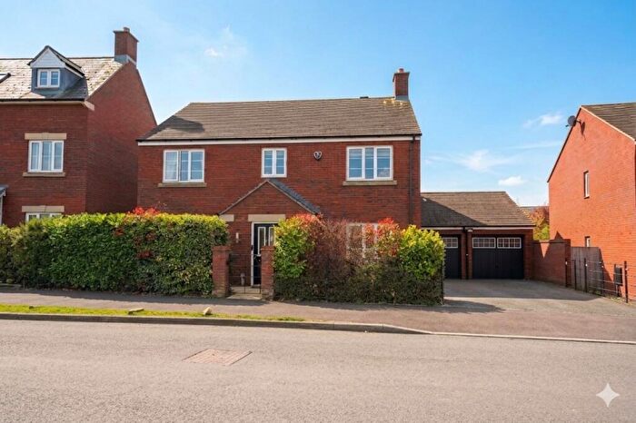 4 Bedroom Detached House For Sale In Hunts Grove Drive, Hardwicke, Gloucester, GL2