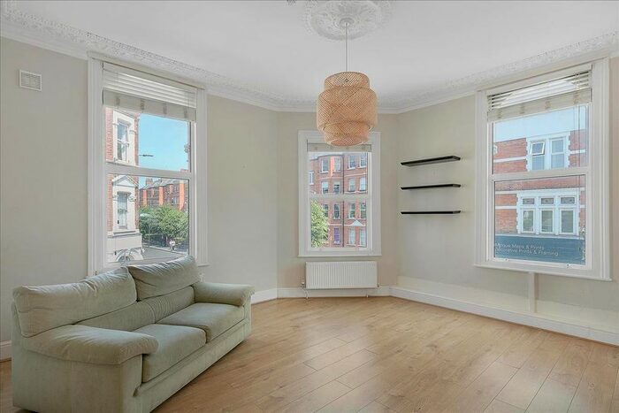 1 Bedroom Flat To Rent In Fulham Road, Fulham, London, SW6