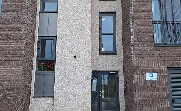 2 Bedroom Apartment To Rent In Flat, Ellis Drive, Edinburgh, EH14