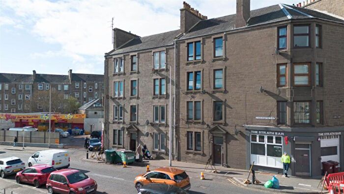 1 Bedroom House To Rent In Strathmartine Road, Dundee, DD3