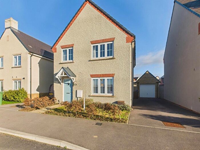 4 Bedroom Detached House For Sale In Somerdale Avenue, Brockworth, Gloucester, GL3