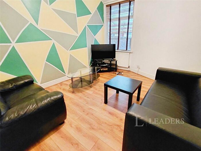 4 Bedroom Terraced House To Rent In Standish Road, M14