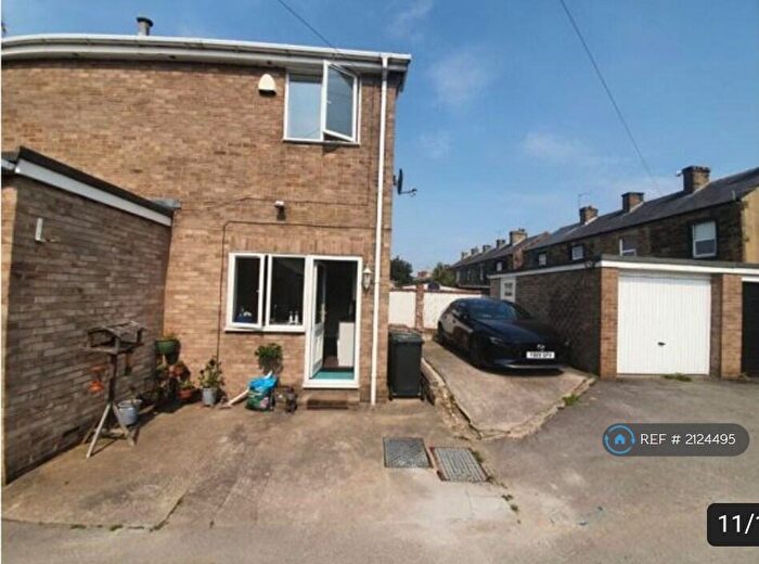 3 Bedroom Detached House To Rent In High Street, Morley, Leeds, LS27