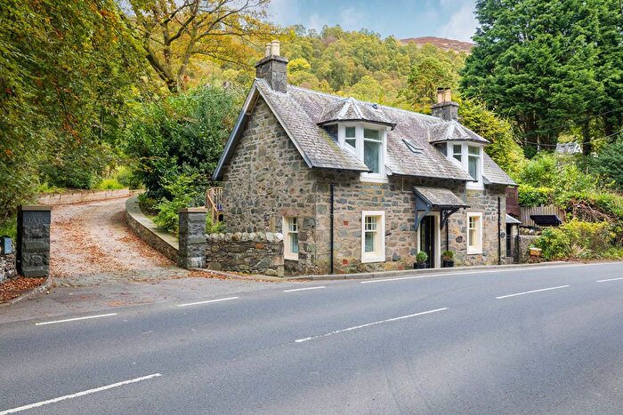 3 Bedroom Detached House For Sale In Crieff, St Fillans, Perthshire, PH6