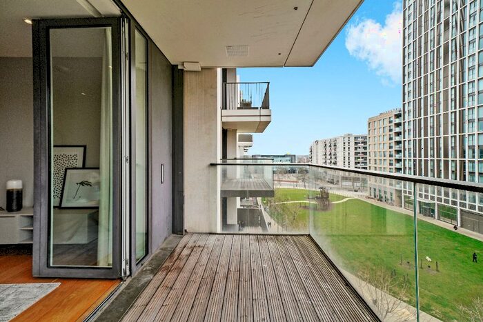 2 Bedroom Flat To Rent In East Village, Stratford, London, E20