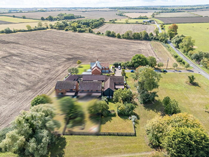 4 Bedroom Detached House For Sale In Linden Grove, Keyston, PE28