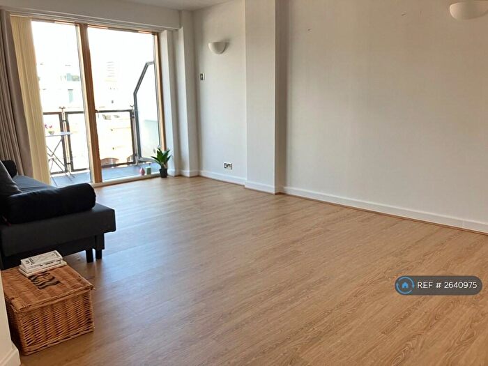 2 Bedroom Flat To Rent In Concordia Street, Leeds, LS1