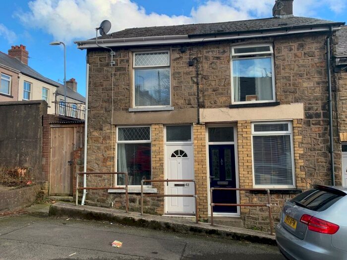 2 Bedroom End Of Terrace House To Rent In Park Street, Blaenavon, NP4
