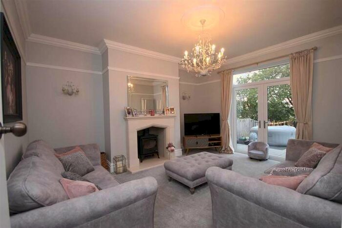 3 Bedroom Semi-Detached House To Rent In Stamfordham Road, Newcastle Upon Tyne NE5