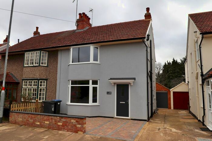 3 Bedroom Semi-Detached House To Rent In Weston Way, Weston Favell, Northampton, NN3