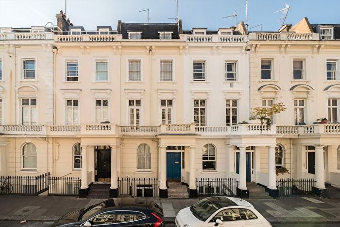 1 Bedroom Flat For Sale In Winchester Street, Pimlico, SW1V