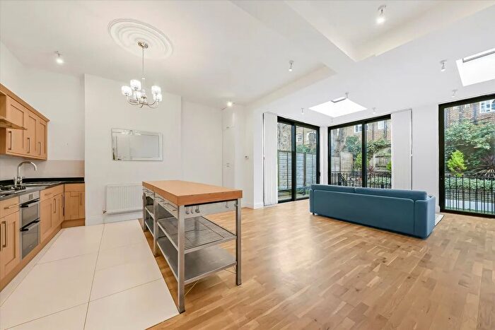 4 Bedroom Flat To Rent In Glenilla Road, Belsize Park, NW3